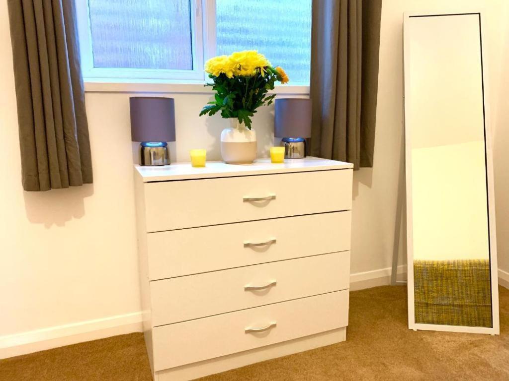 Eastbourne Beach Pier Apartment Eksteriør billede