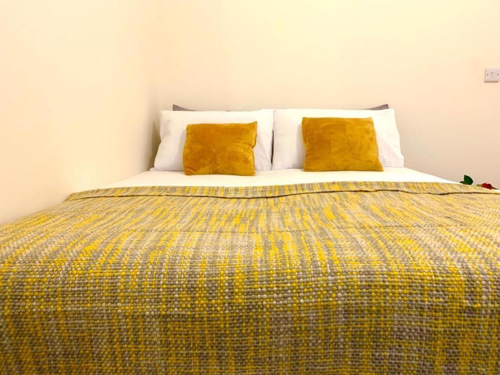 Eastbourne Beach Pier Apartment Eksteriør billede